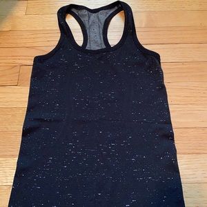 Lululemon workout tank